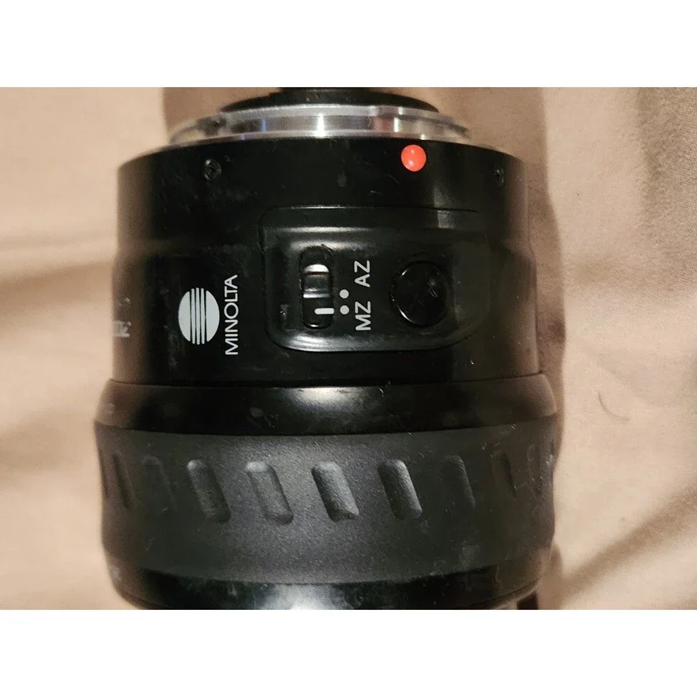Minolta AF Zoom xi 28-105mm f/3.5-4.5 Lens Sony A-Mount w/ Hoya 62mm Skylight